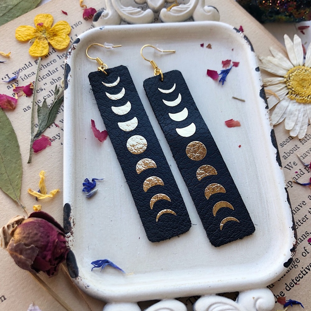 Moon Phase Leather Bar Earrings🌜Boho - Picture 2 of 5